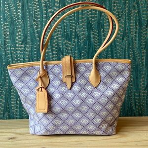 Dooney & Bourke Signature quilted cloth medium Cindy tote in lilac